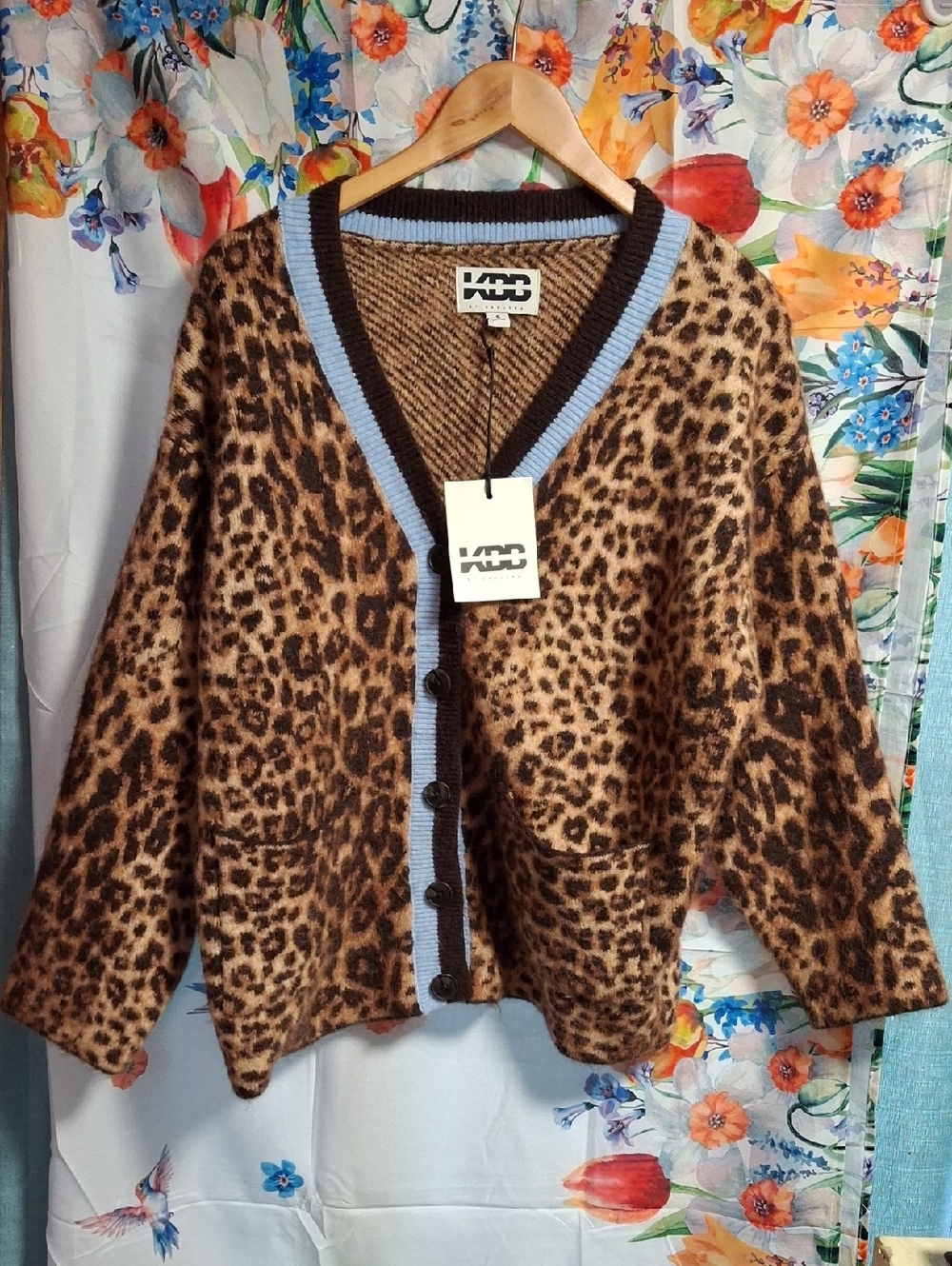 KBB Leopard Cardigain Size Small